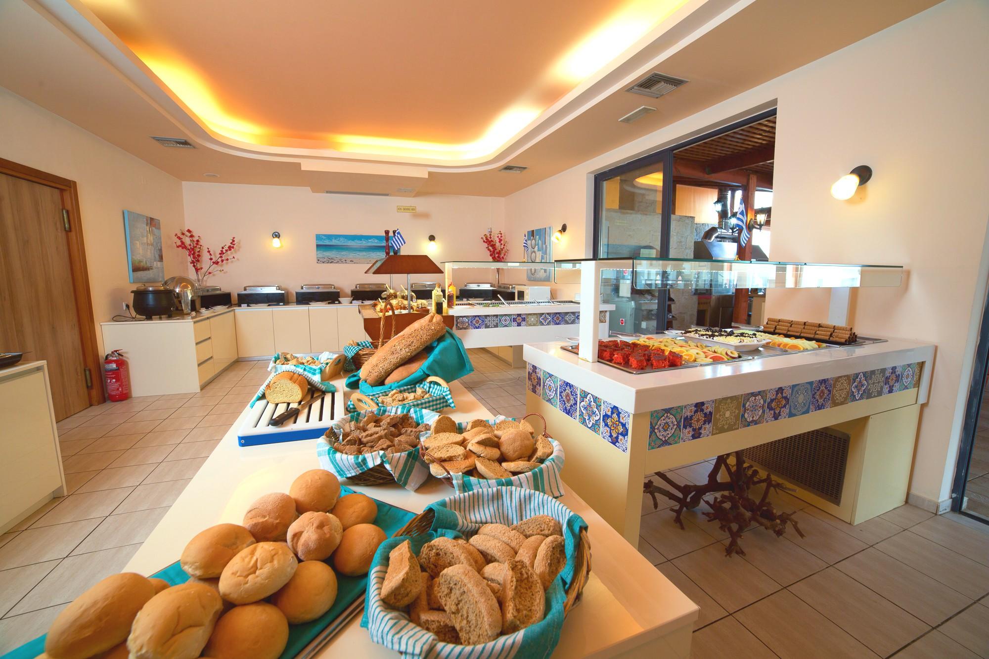 Blue Aegean Hotel & Suites ゴウヴァイ エクステリア 写真