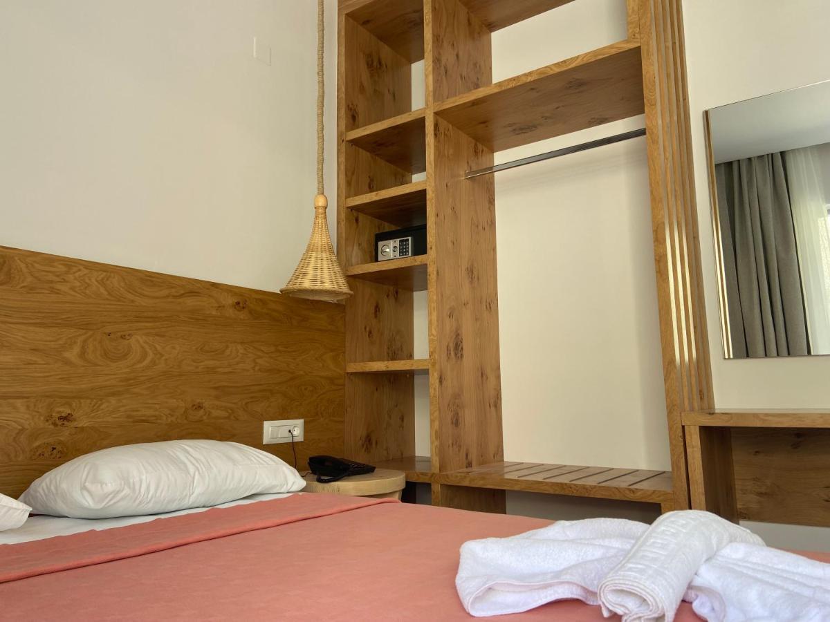 Blue Aegean Hotel & Suites ゴウヴァイ エクステリア 写真