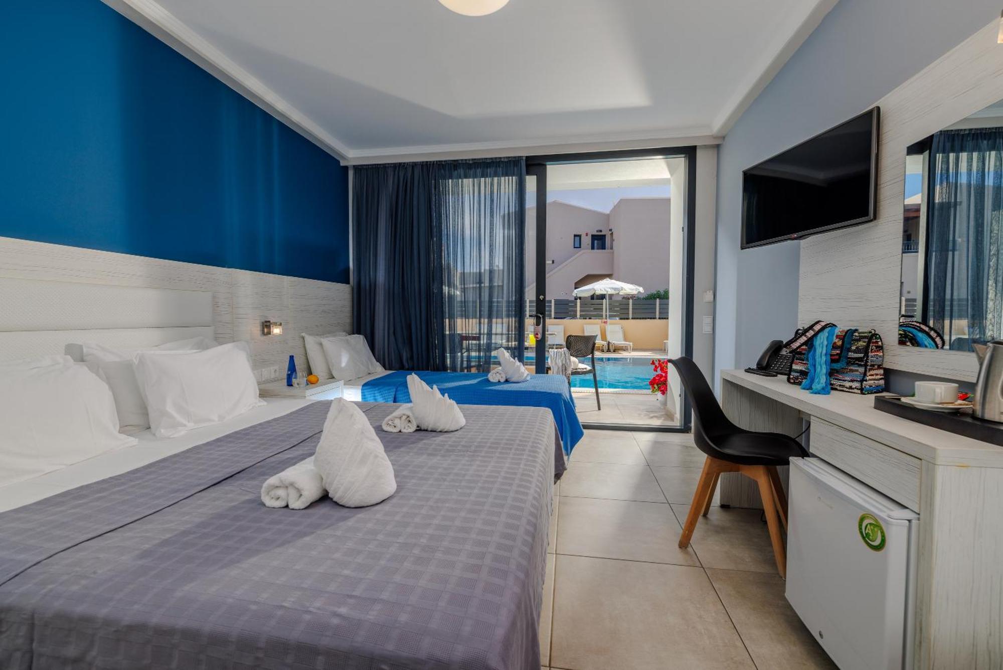 Blue Aegean Hotel & Suites ゴウヴァイ エクステリア 写真